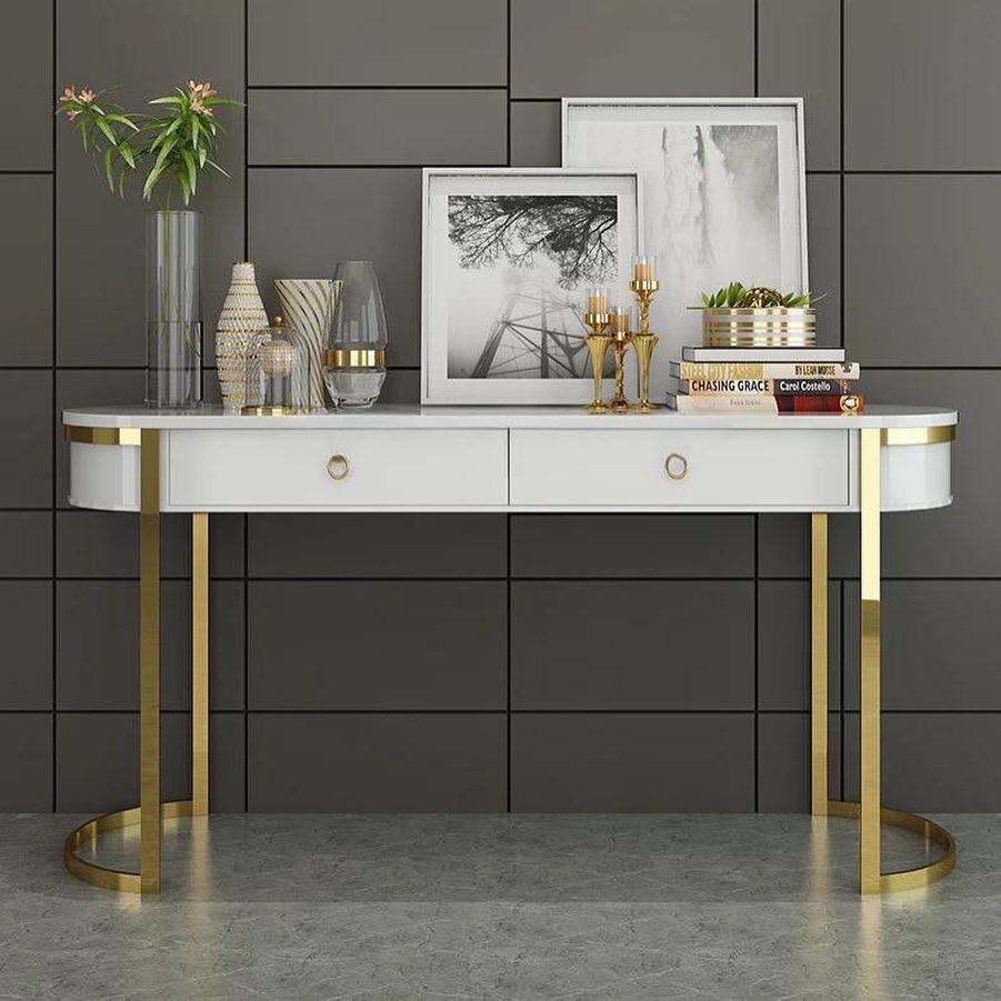 58-Console Table