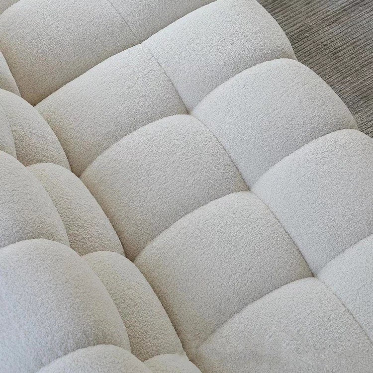 Lounge 195