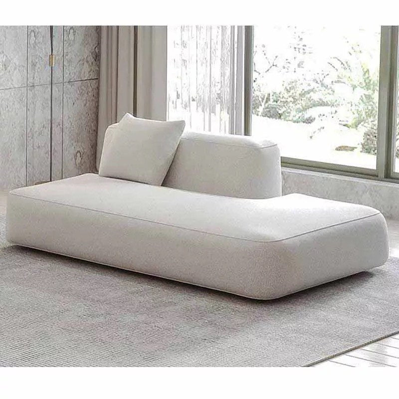 Lounge 172