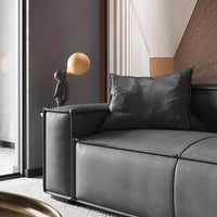 Lounge 142