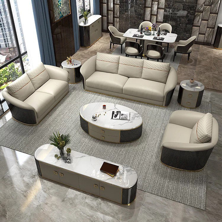 Lounge 135