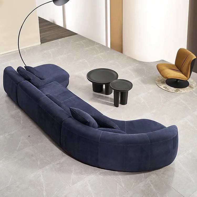 Lounge 106