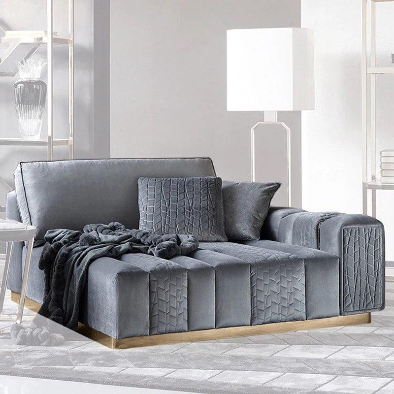 Lounge 81