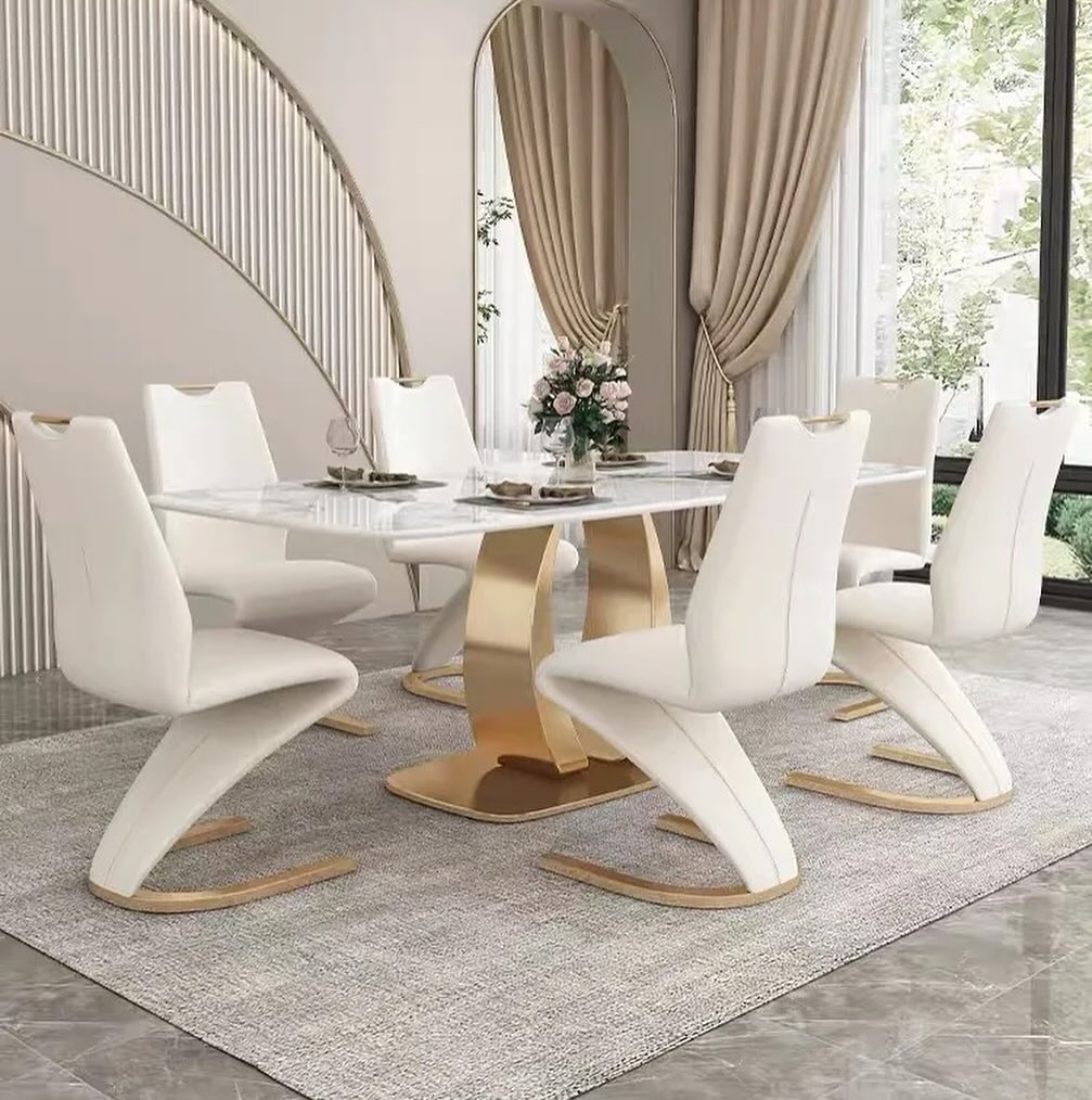 KOOTA Bracket Base Dining Table