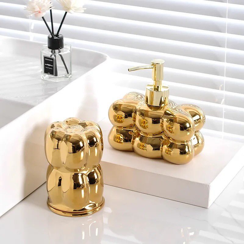 Accessories 10