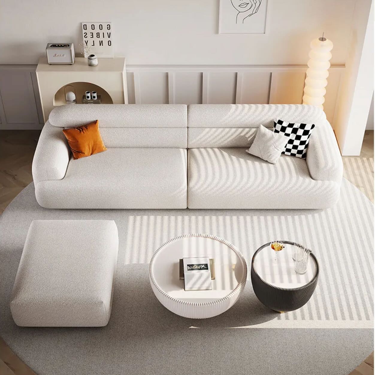 Lounge 32