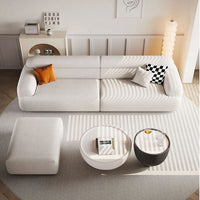 Lounge 32