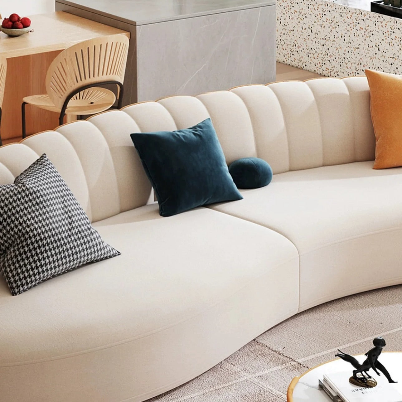 Lounge 13
