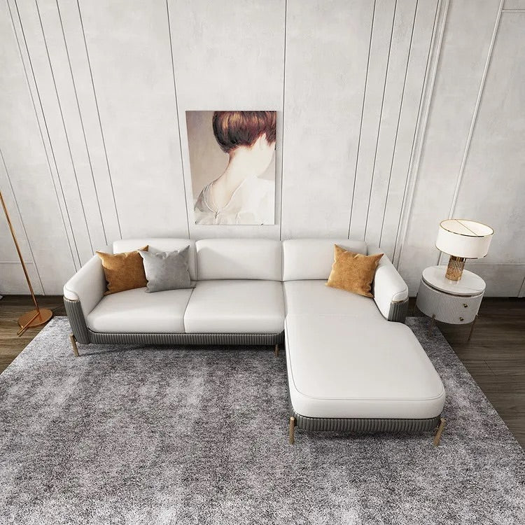Lounge 8