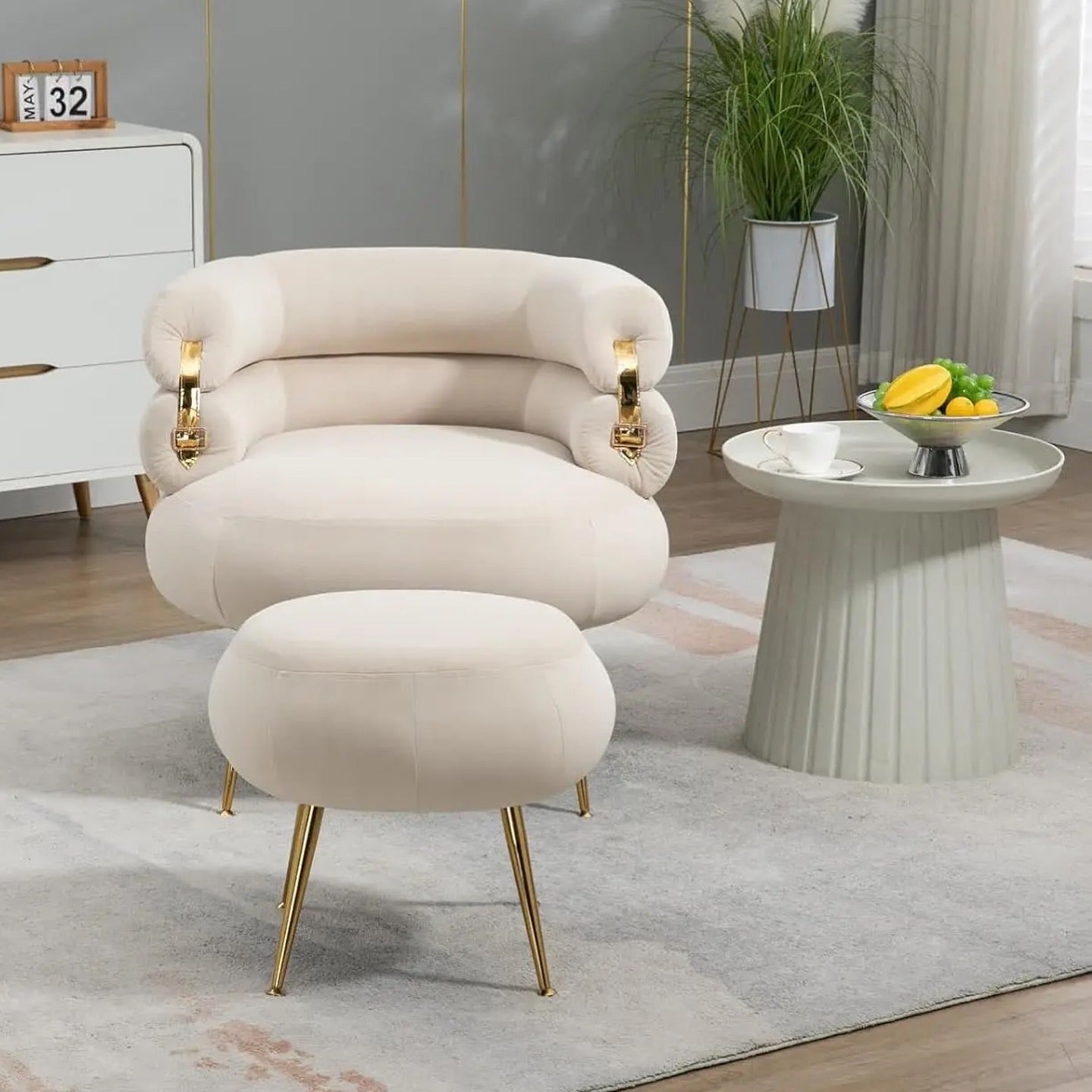 BILAN Belt Feature Armchair